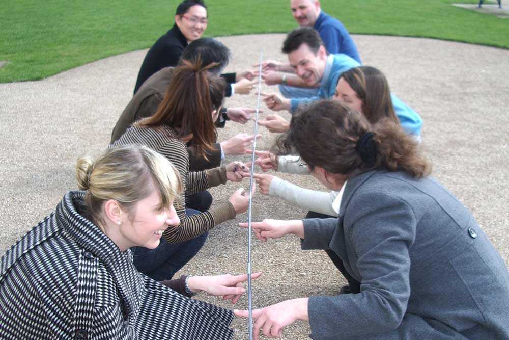 tips-to-arrange-team-building-activities-in-london